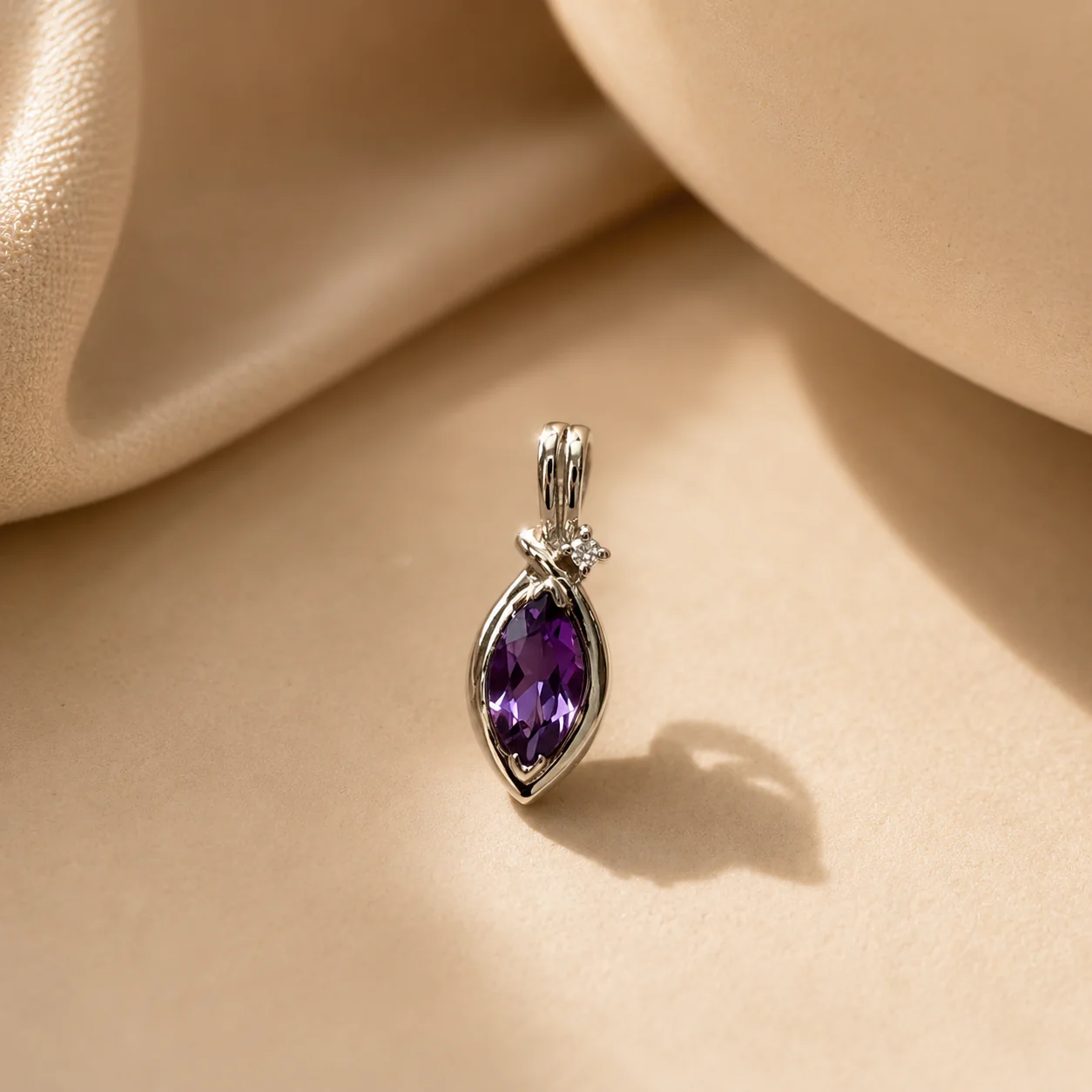 Amethyst Mist Charm