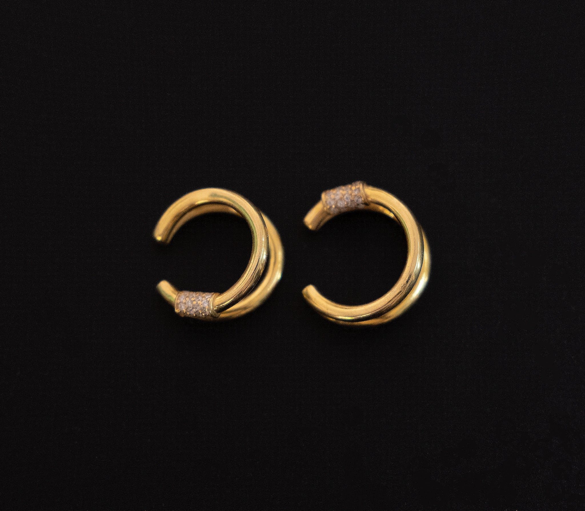 Double Row Ear Cuff - Image 4