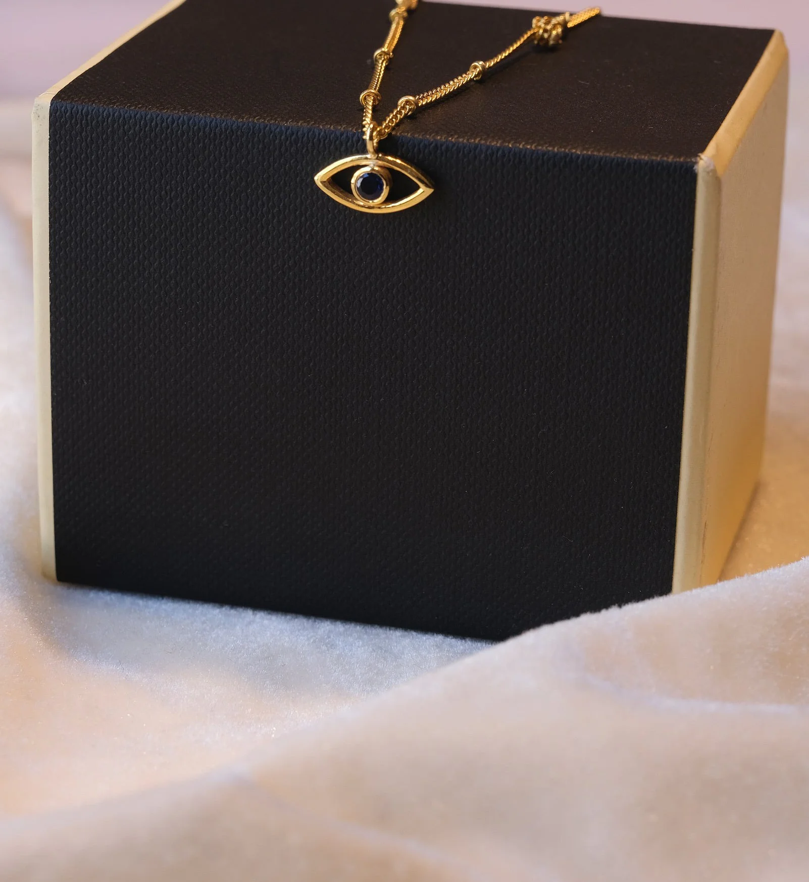 Drop Evil Eye Bracelet - Image 3