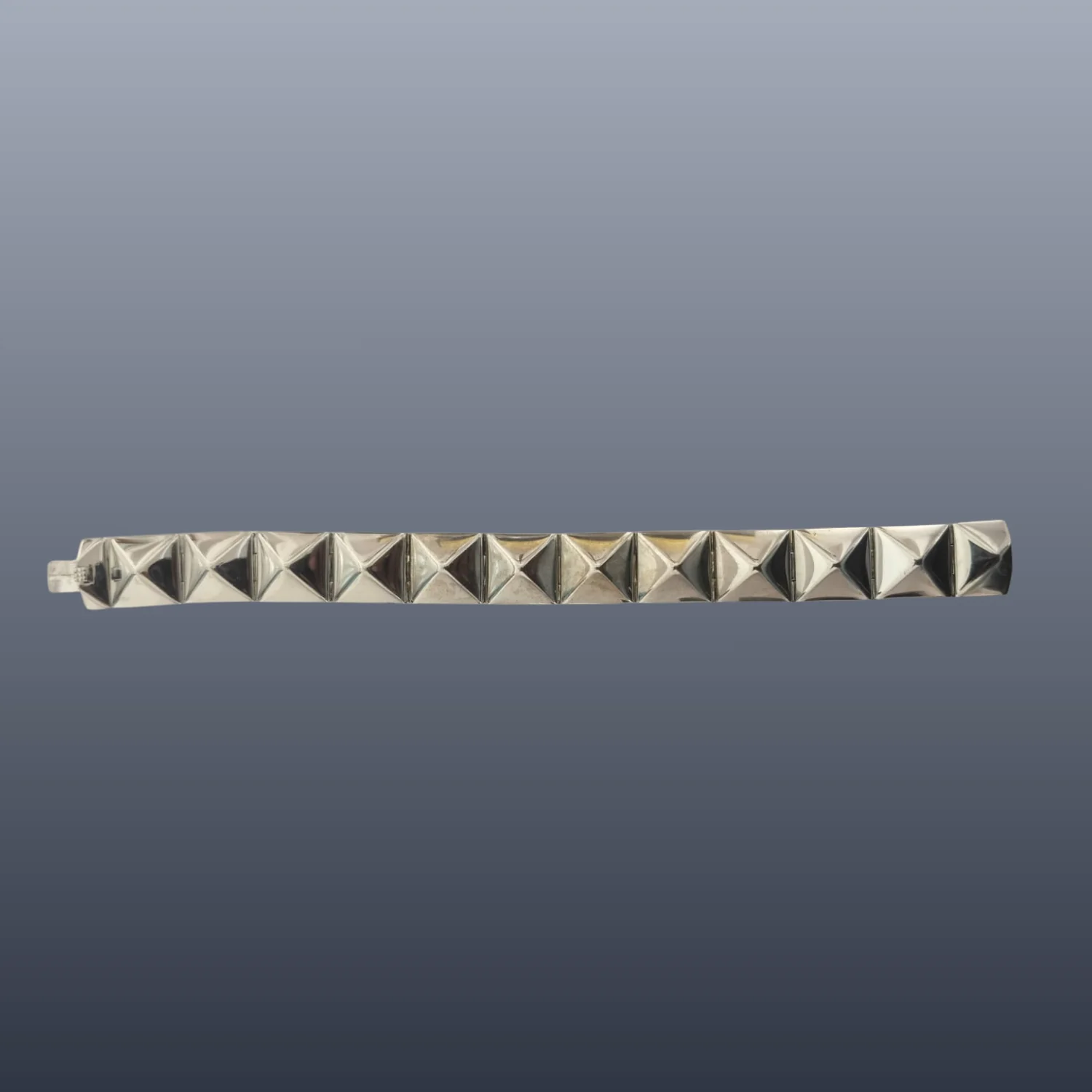 Dune Cuff Bracelet - Image 3