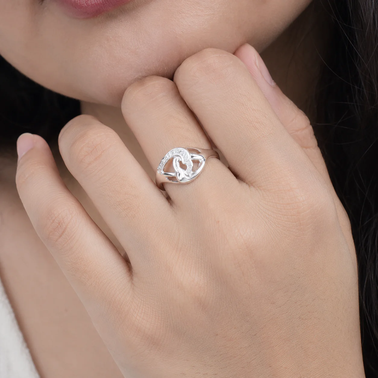 Elowen Twist Solitaire Ring