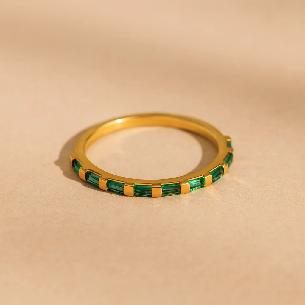 Emerald Baguette Bliss Ring - Image 5