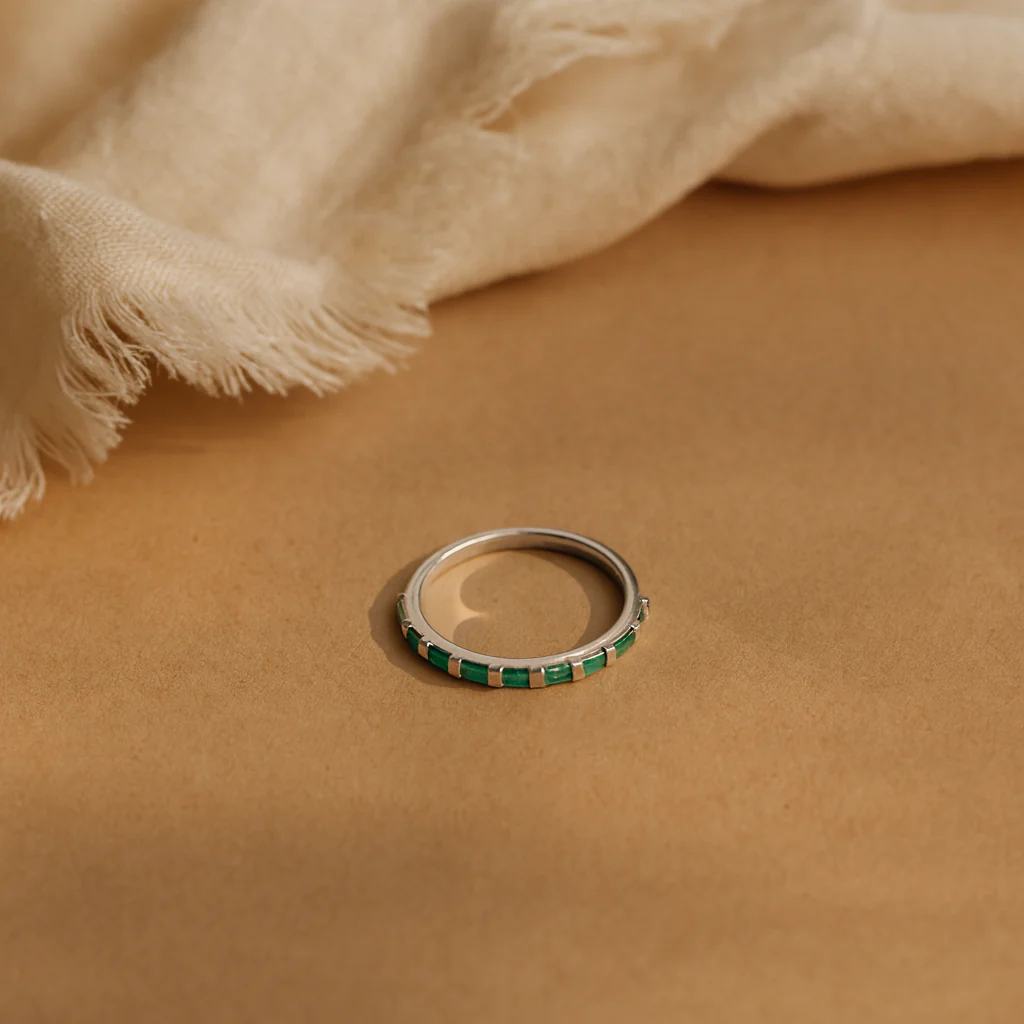 Emerald Baguette Bliss Ring - Image 6