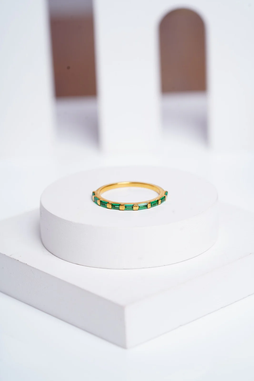 Emerald Baguette Bliss Ring - Image 8
