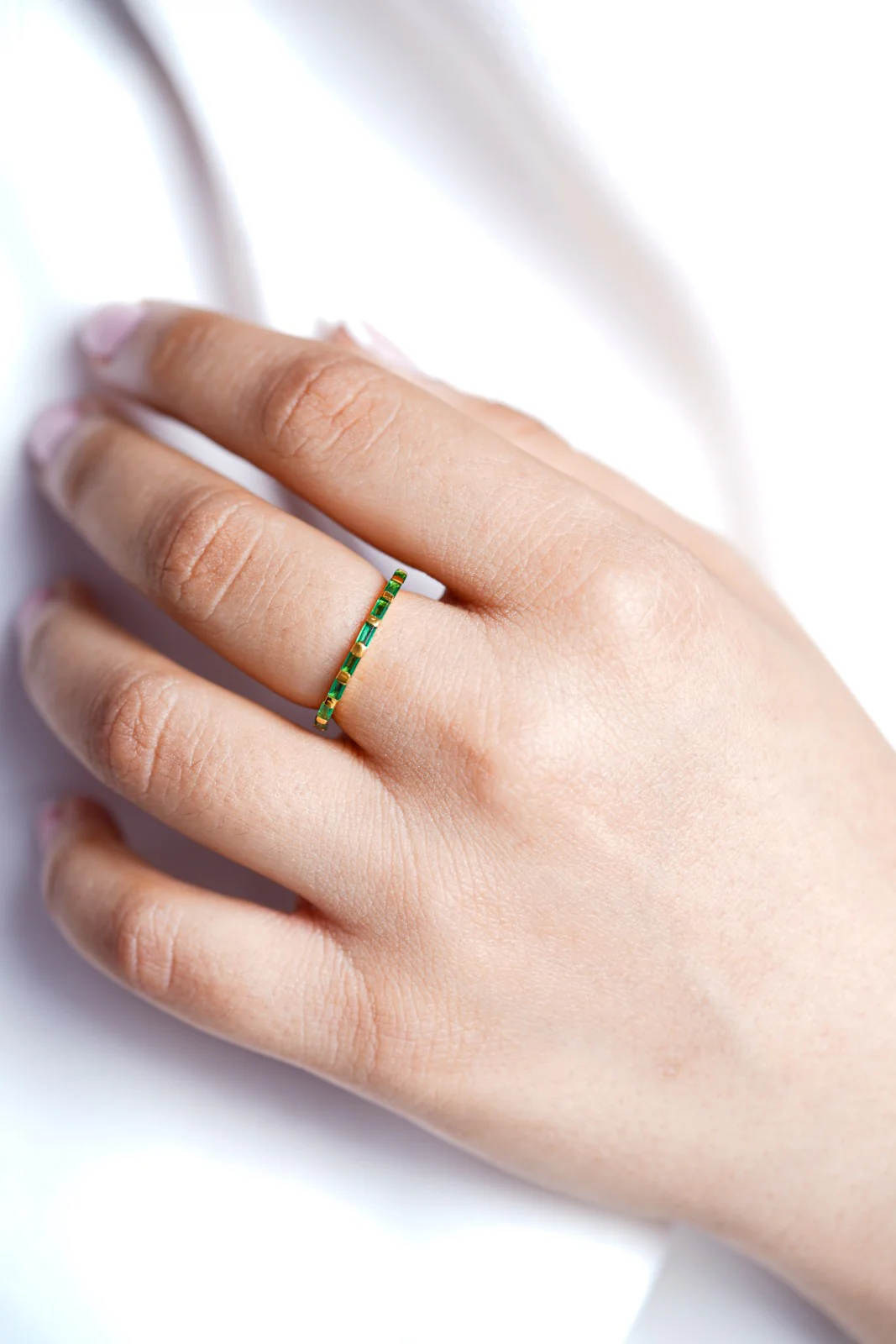 Emerald Baguette Bliss Ring - Image 9