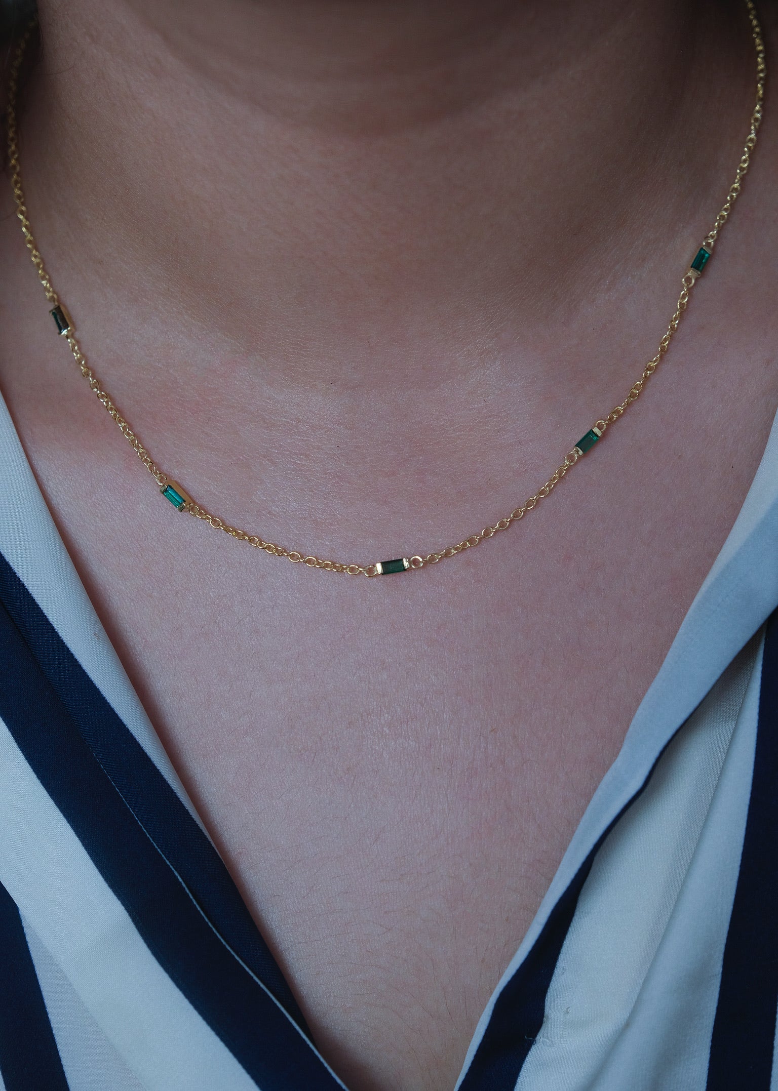 Emerald Baguette Necklace - Image 6