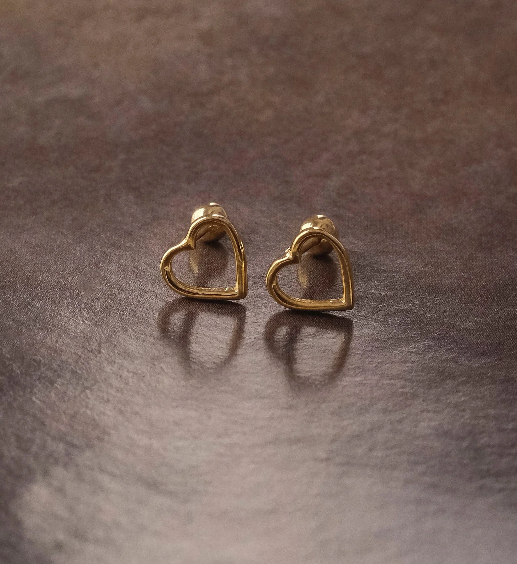 Gold Heart Studs - Image 4