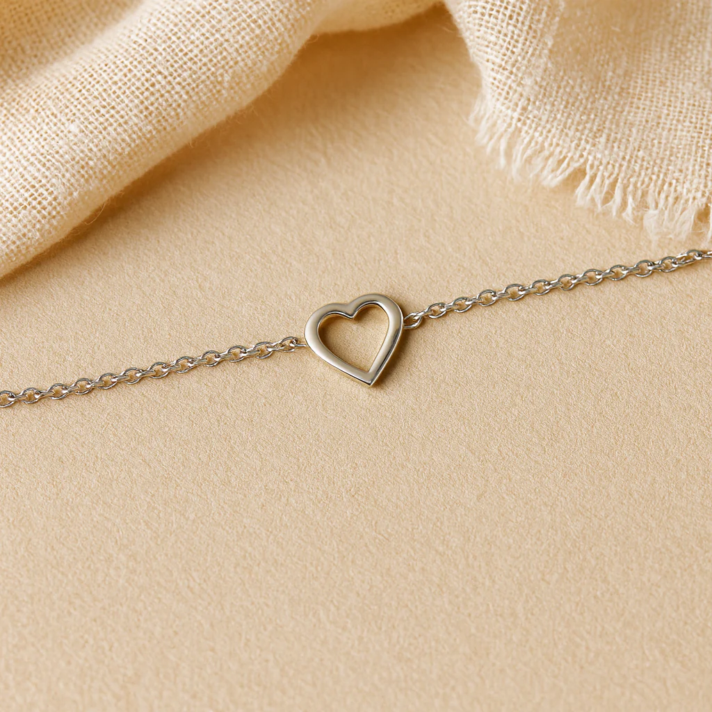 Hollow Heart Bracelet - Image 4