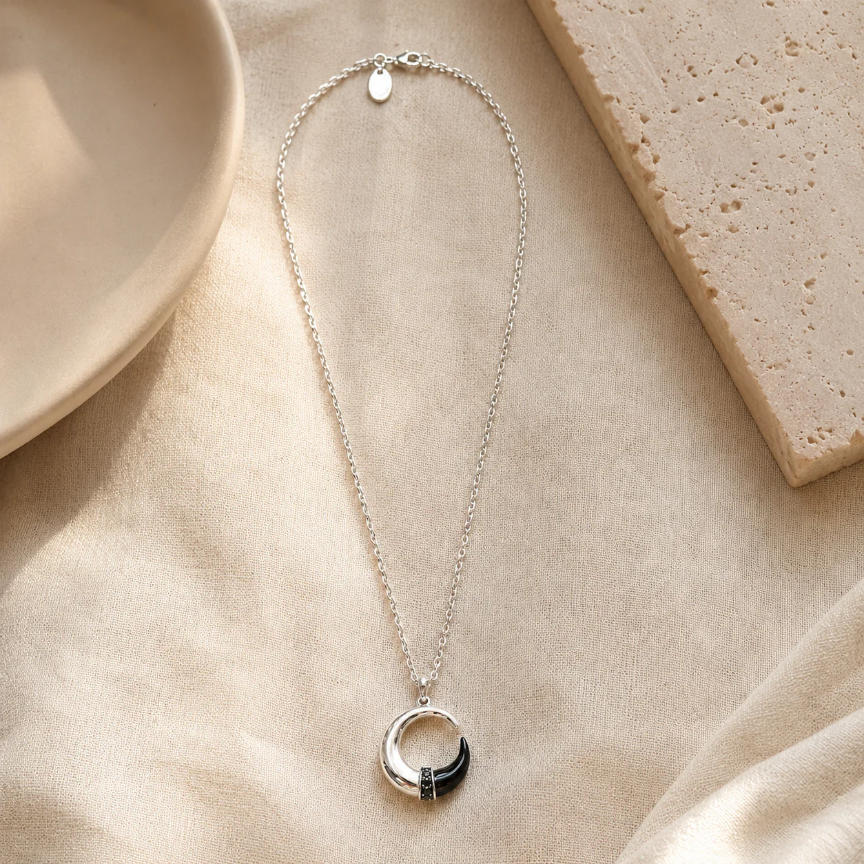 Horn & Onyx Necklace - Image 5