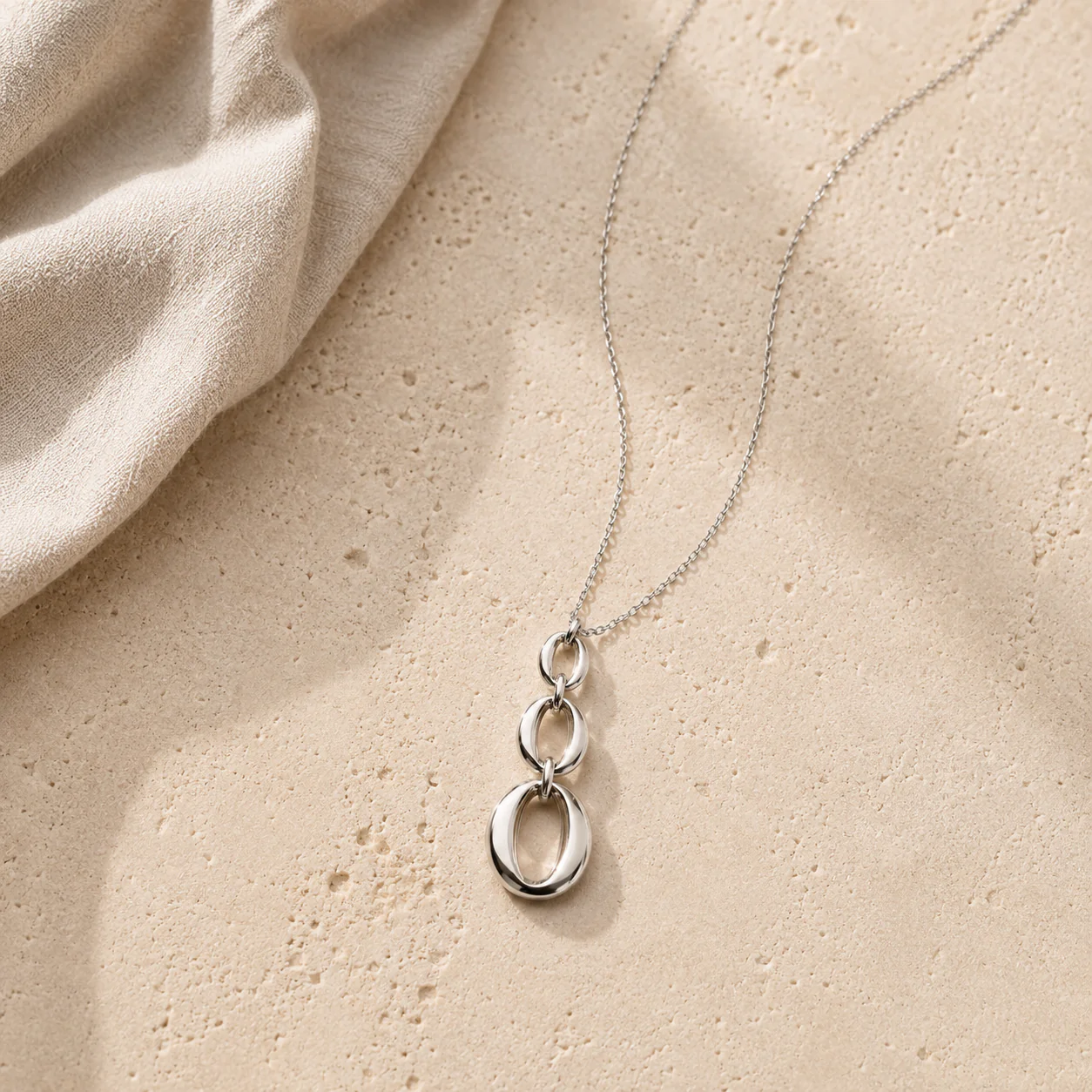 Linear Flow Necklace - Image 3