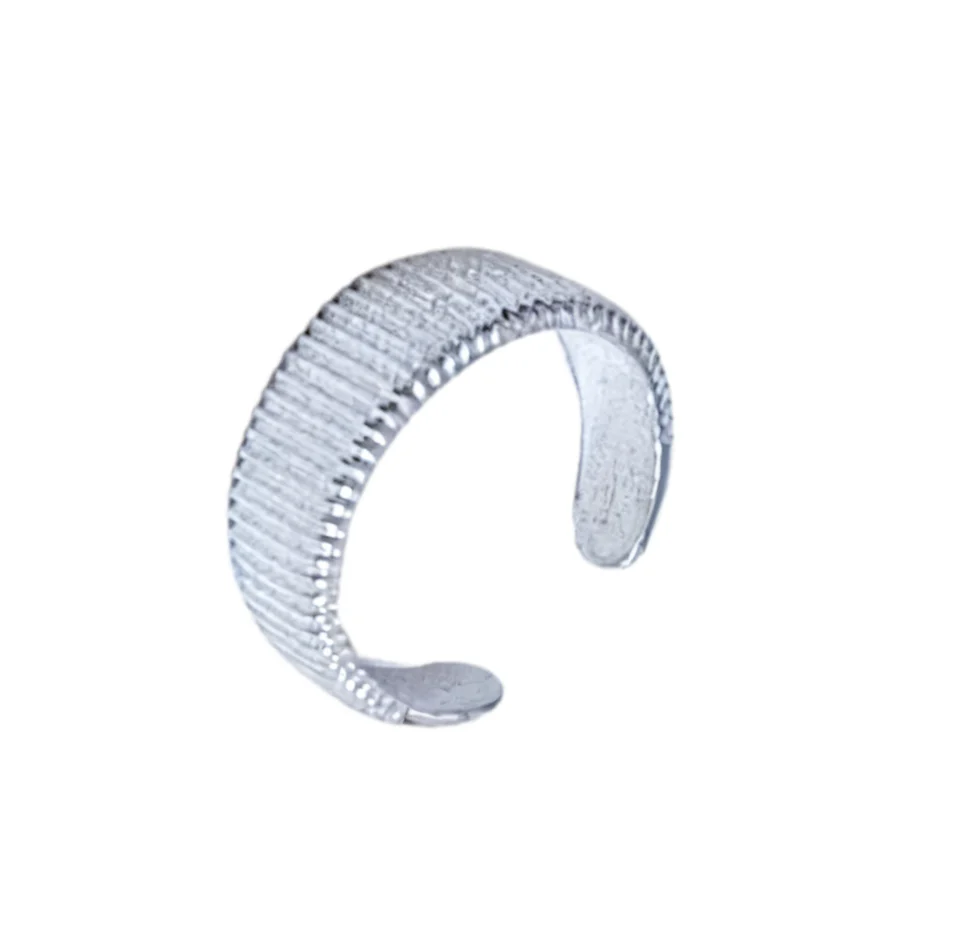 Lined Ear Cuff - Image 3