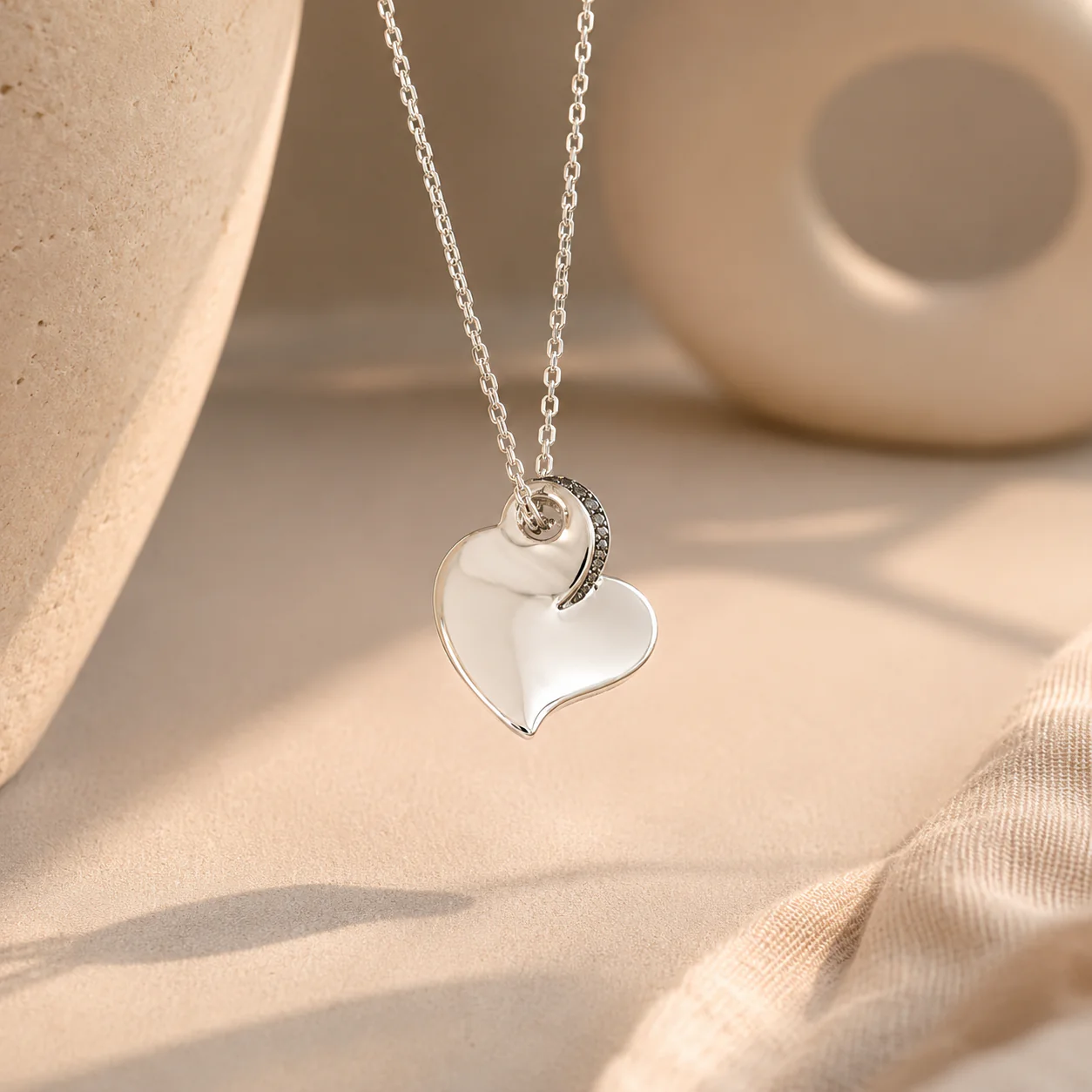 Noir Scatter Necklace - Image 2
