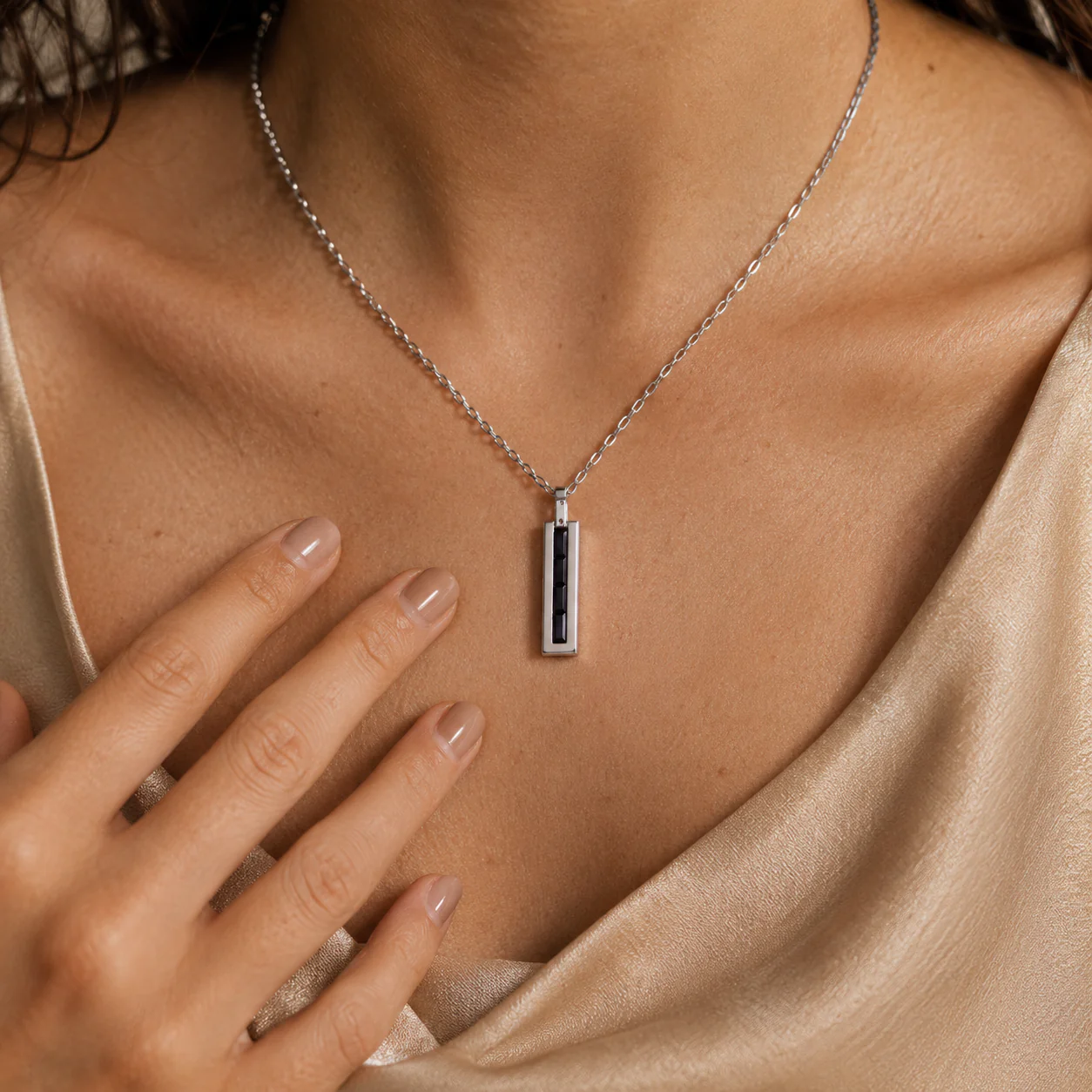 Obsidian Baguette Necklace - Image 4