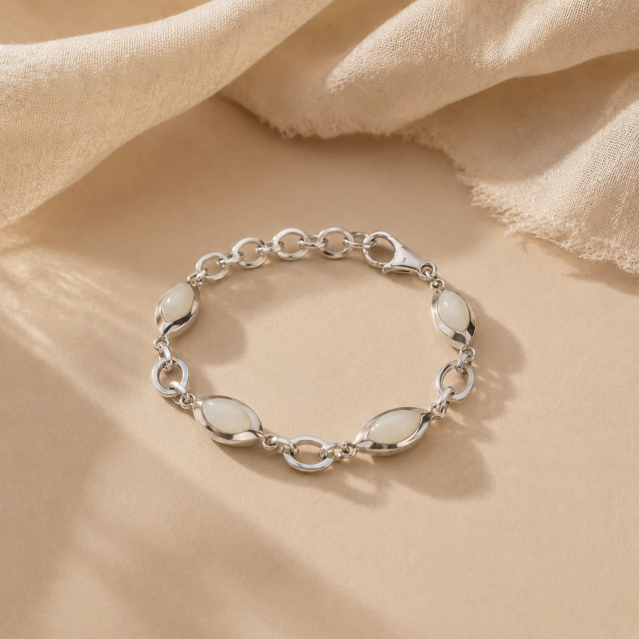 Ratio Chain Bracelet - Image 4