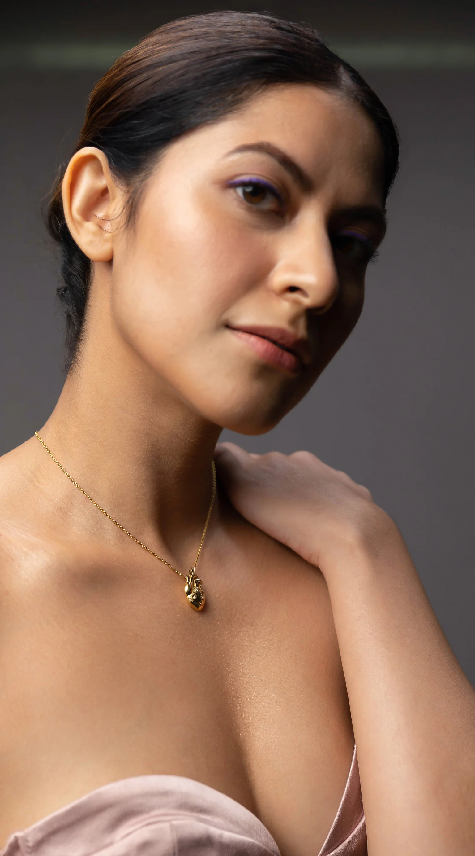 Sakshi's We Heart It Necklace - Image 5