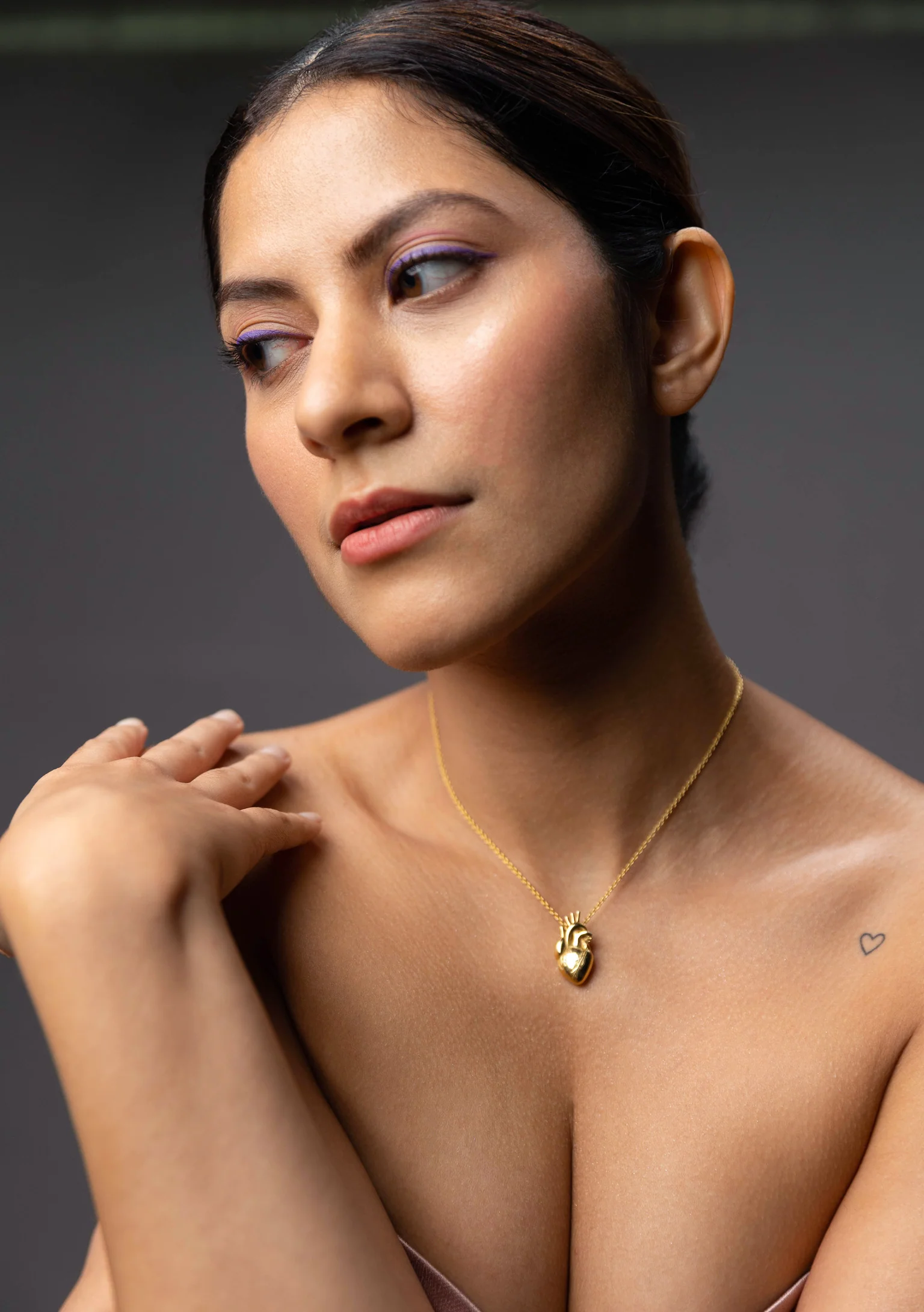 Sakshi's We Heart It Necklace - Image 7