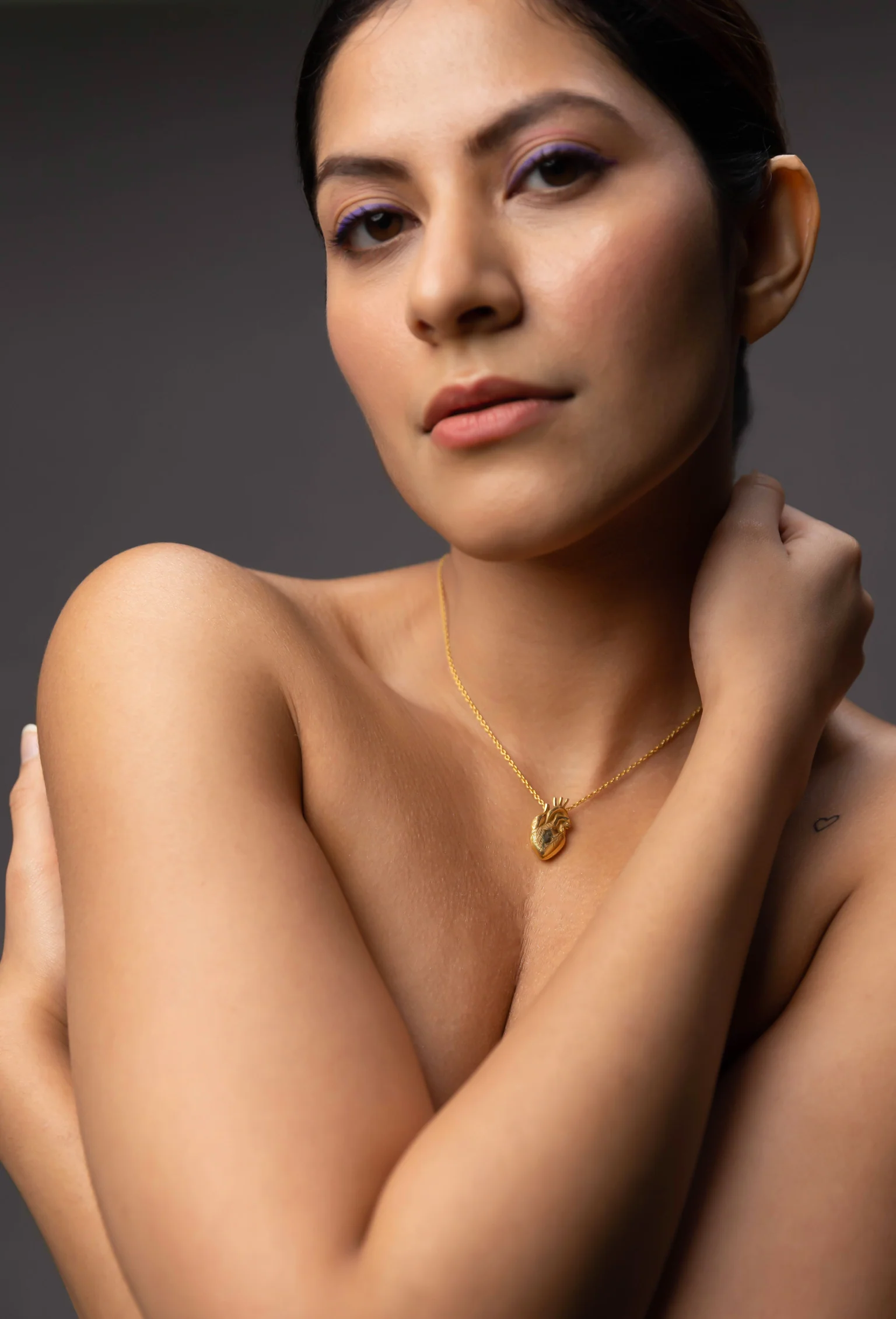 Sakshi's We Heart It Necklace - Image 8