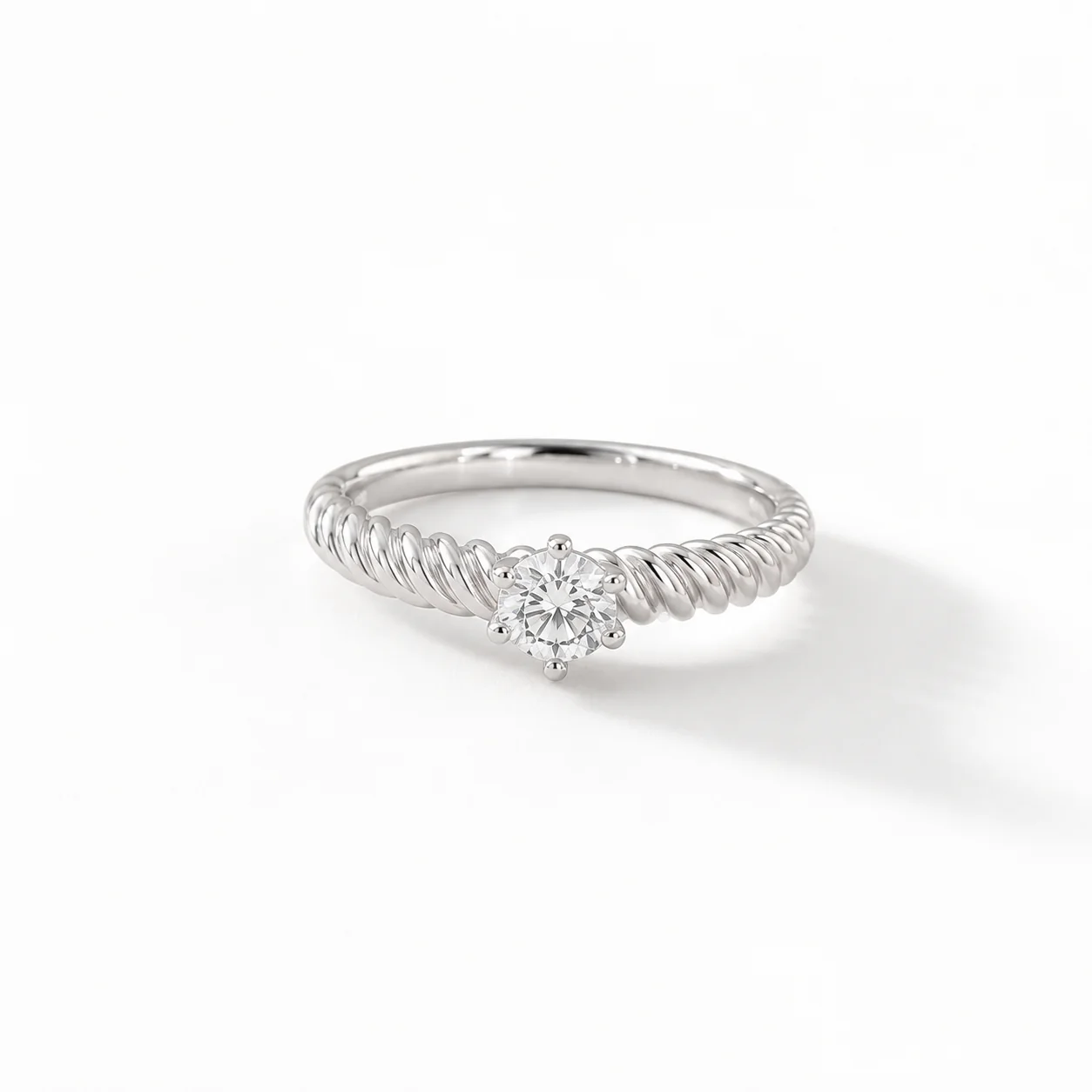 Selene Rope Solitaire Ring - Image 3