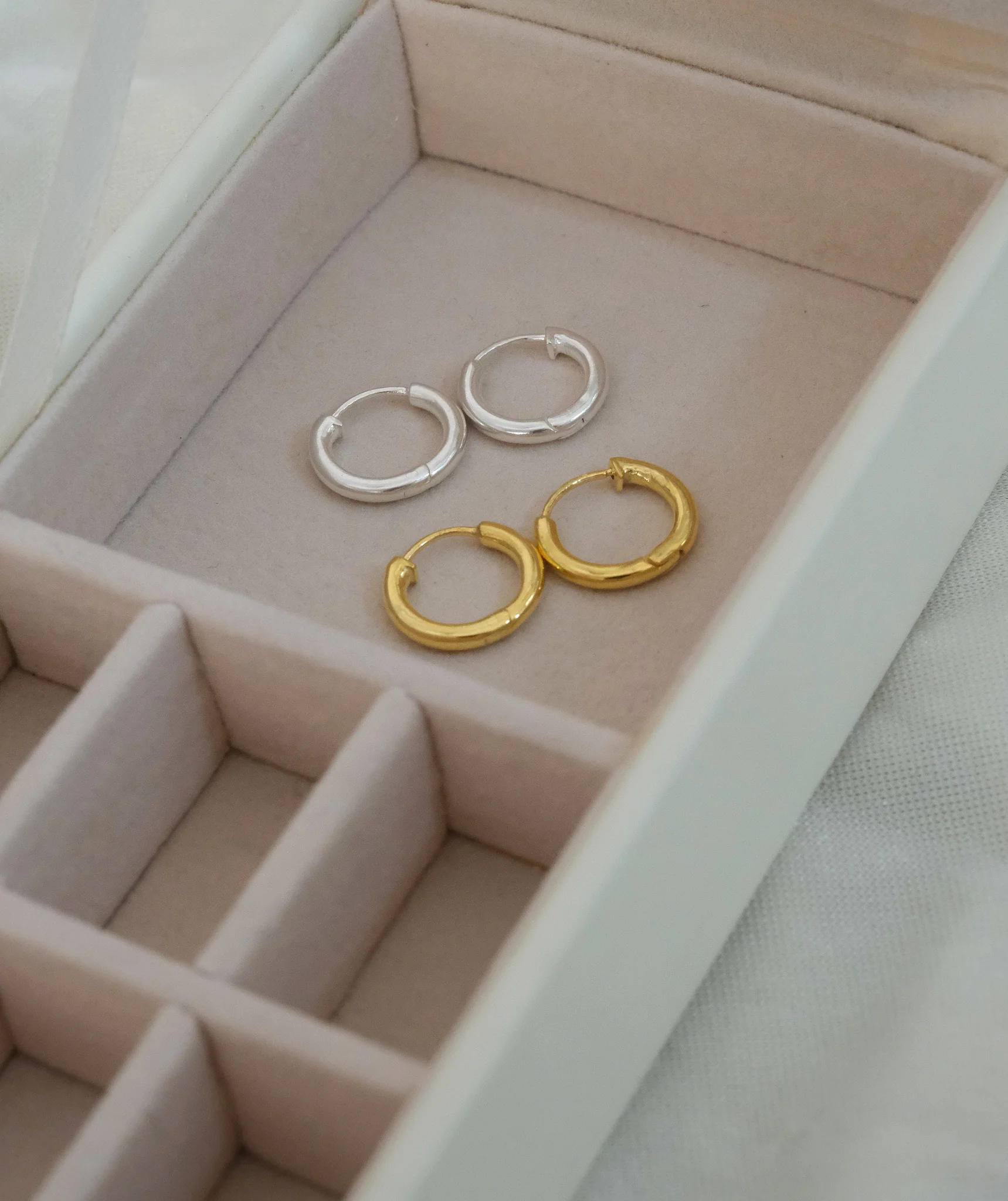 Small Hoops - Image 7