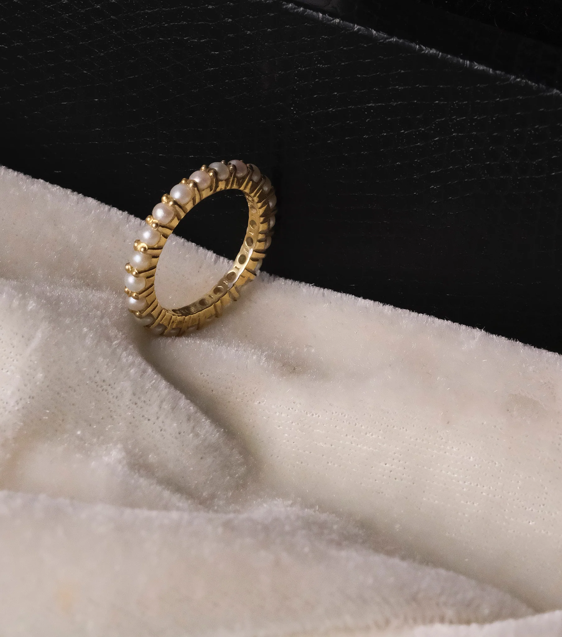Thin Pearl Ring - Image 4
