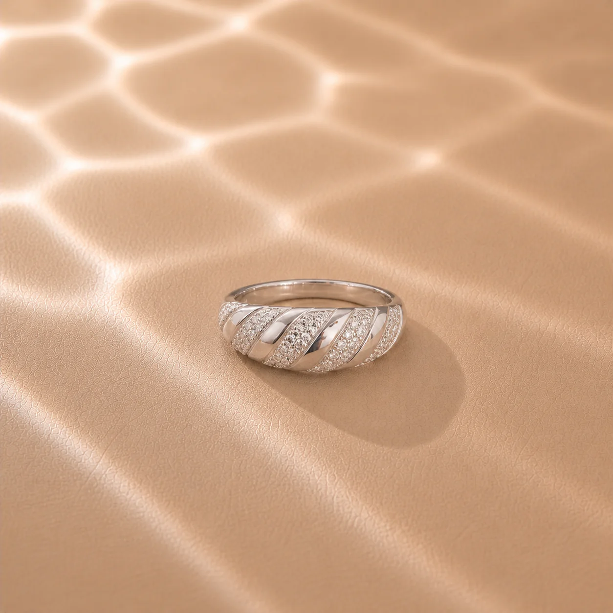Twila Twist Band - Image 3